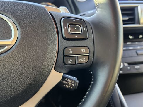 Used 2018 Lexus IS 300 w/ Accessory Package image 35