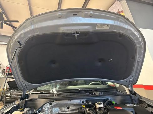 Used 2025 Buick Envista Preferred FWD image 84