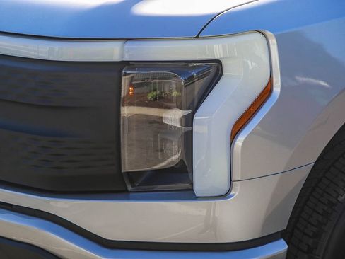 New 2025 Ford F150 Lightning XLT image 4