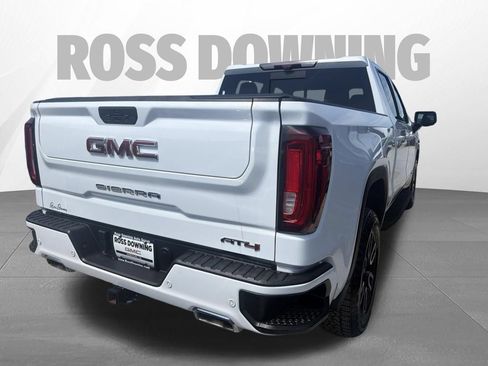 Used 2022 GMC Sierra 1500 AT4 w/ AT4 Premium Package AWD/4WD image 4