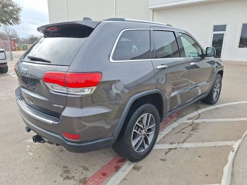 Used 2018 Jeep Grand Cherokee Limited image 6