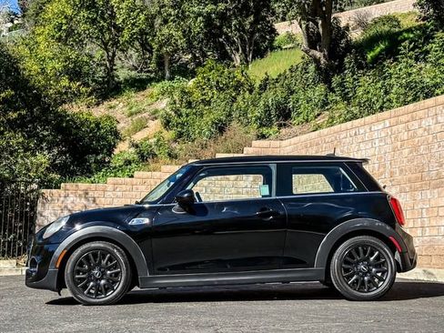 Used 2016 MINI Cooper S image 14