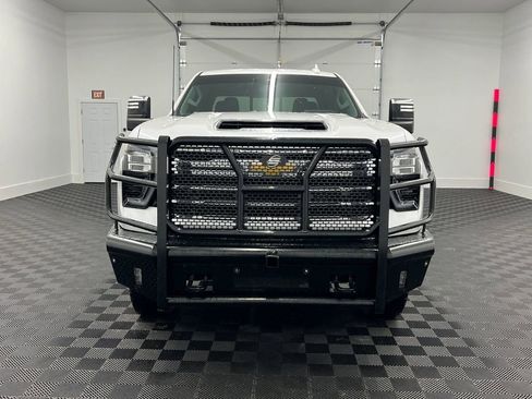 Used 2024 Chevrolet Silverado 2500 LTZ w/ LTZ Plus Package image 5