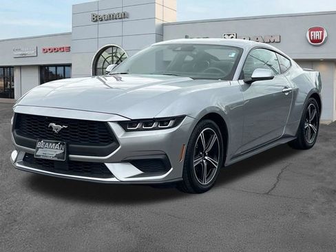 Used 2024 Ford Mustang Premium RWD image 3