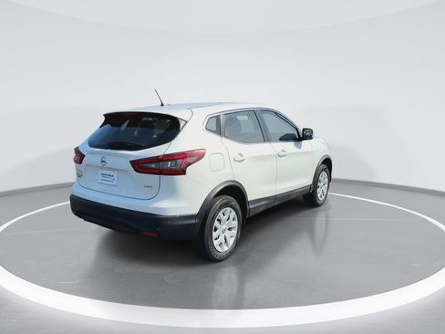 Used 2020 Nissan Rogue Sport S image 8