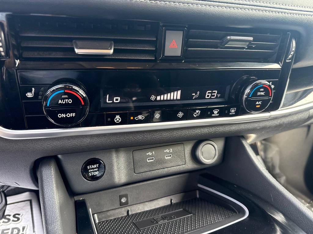 Certified 2025 Nissan Rogue SL AWD/4WD image 35