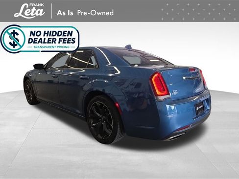 Used 2020 Chrysler 300 Touring w/ Sport Appearance Package RWD image 11