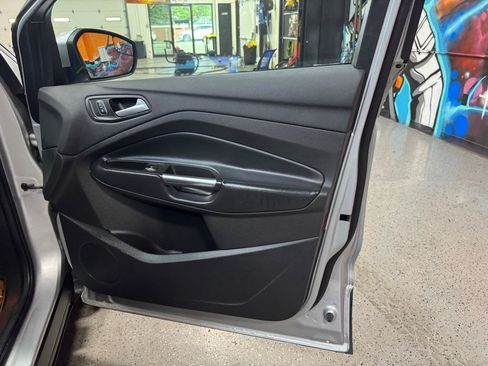 Used 2018 Ford Escape SE AWD/4WD image 18
