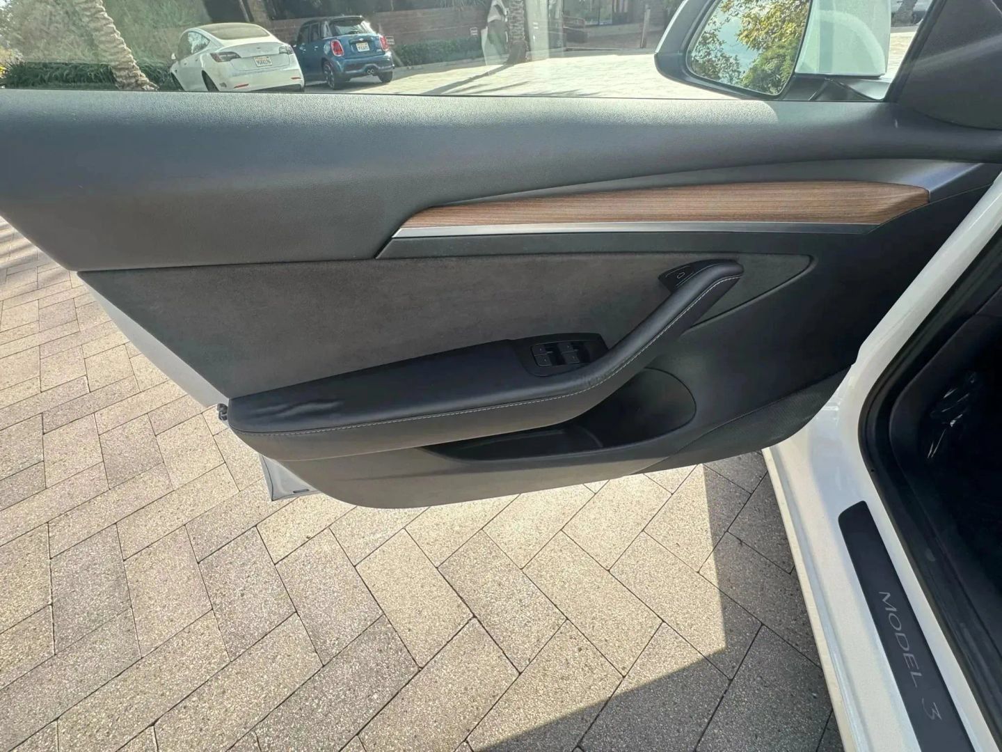 Used 2023 Tesla Model 3 Standard Range RWD image 32