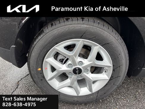 New 2025 Kia Soul LX image 30