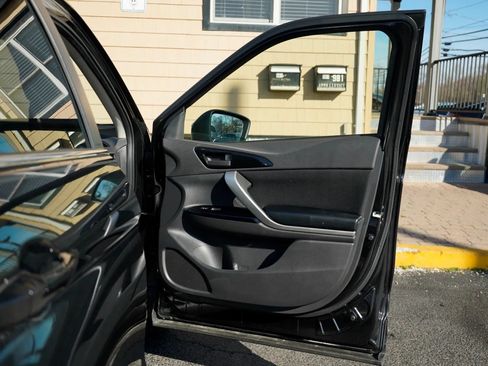 Used 2024 Mitsubishi Eclipse Cross LE AWD/4WD image 24