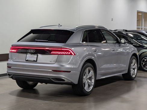 Used 2022 Audi Q8 Premium Plus AWD/4WD image 3