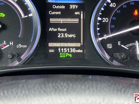 Used 2018 Toyota Highlander Limited image 34