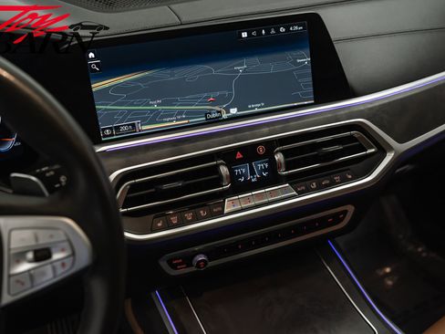 Used 2022 BMW X7 xDrive40i w/ Premium Package image 36