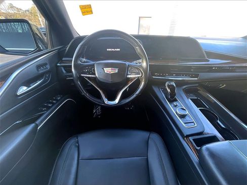 Certified 2022 Cadillac Escalade Luxury image 11