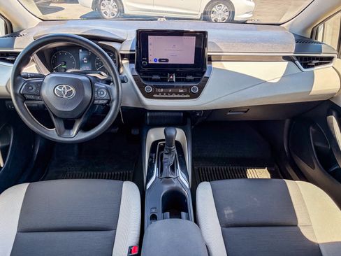 Used 2023 Toyota Corolla LE FWD image 12