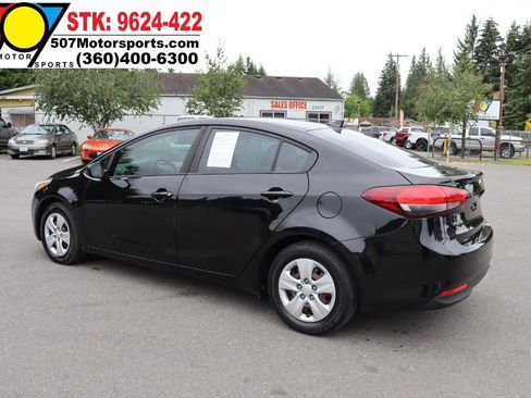Used 2017 Kia Forte LX FWD image 7