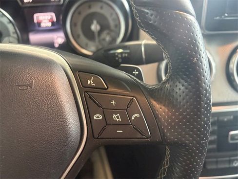 Used 2015 Mercedes-Benz GLA 250 image 19