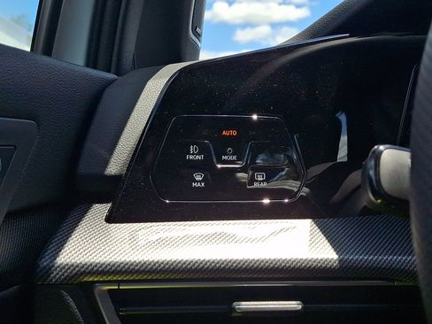 New 2026 Volkswagen GTI SE FWD image 15