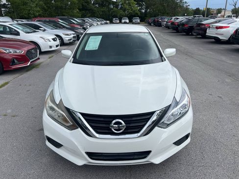 Used 2018 Nissan Altima 2.5 S w/ S Convenience Package FWD image 3