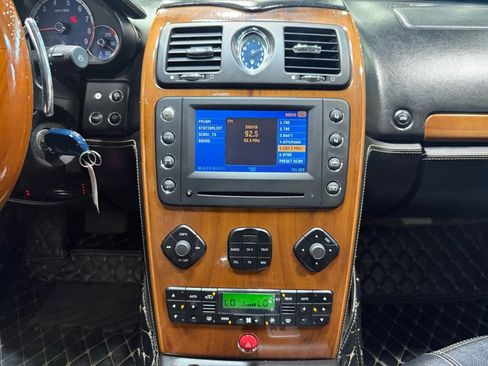 Used 2006 Maserati Quattroporte image 13