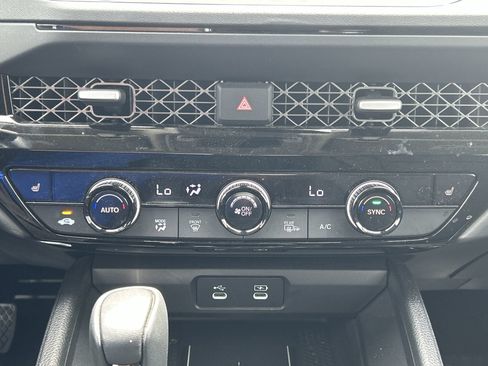 Certified 2025 Honda Accord EX-L image 17