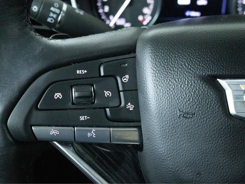 Used 2023 Cadillac XT6 Premium Luxury w/ Technology Package FWD image 20