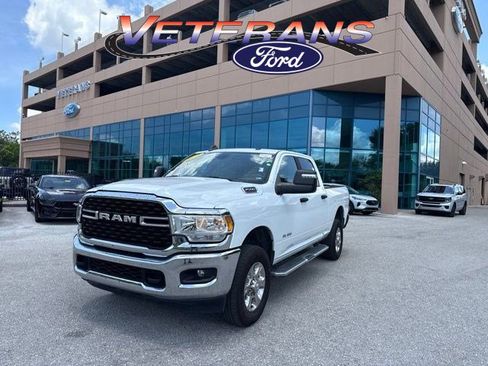 Used 2024 RAM 2500 Big Horn AWD/4WD image 1