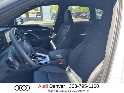 Used 2025 Audi SQ5 Premium Plus image 8