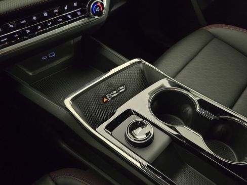 New 2026 Chevrolet Equinox RS w/ Convenience Package III FWD image 20
