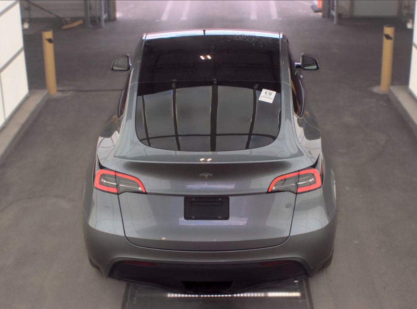 Used 2025 Tesla Model Y Long Range RWD image 5