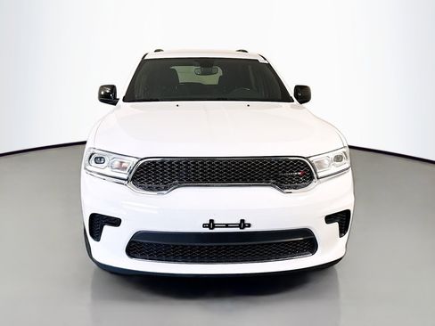Used 2023 Dodge Durango SXT RWD image 2