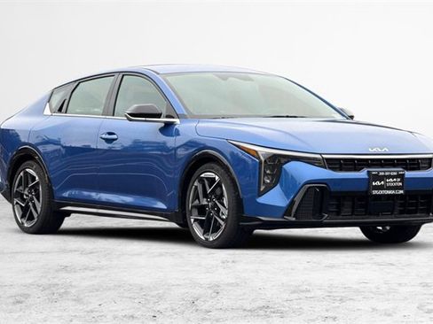 New 2025 Kia K4 GT-Line image 2