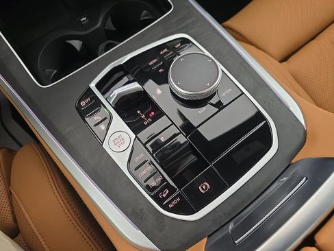 New 2026 BMW X5 xDrive40i AWD/4WD image 25