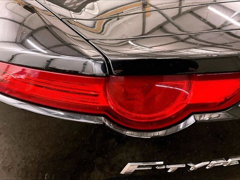 Used 2014 Jaguar F-TYPE S image 26