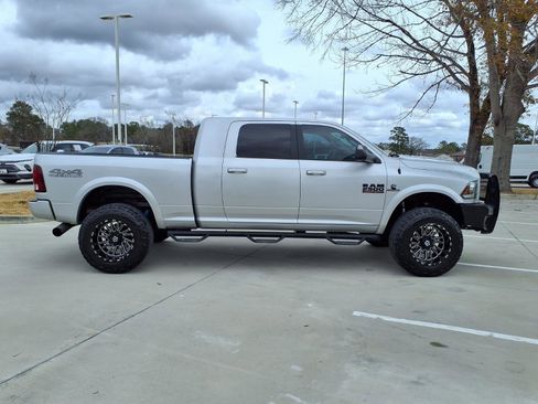 Used 2018 RAM 2500 Laramie w/ Sport Appearance Group image 5