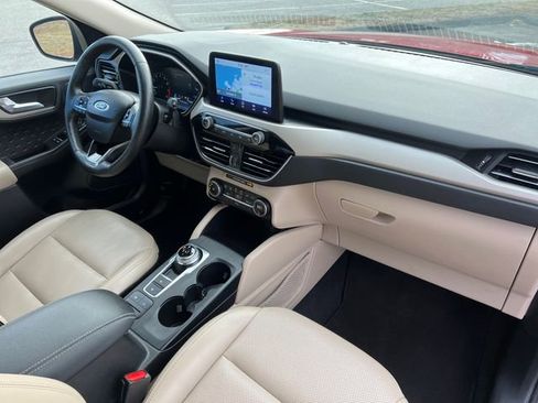 Used 2020 Ford Escape SEL image 35