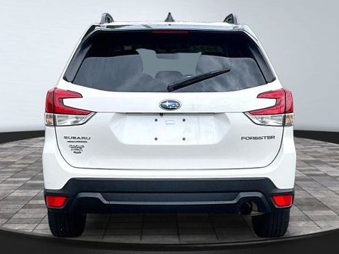 Used 2024 Subaru Forester Premium AWD/4WD image 4