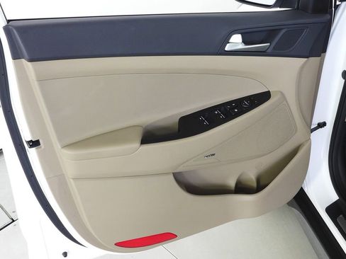 Used 2019 Hyundai Tucson Ultimate image 11