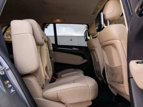 Used 2017 Mercedes-Benz GLS 450 4MATIC image 36