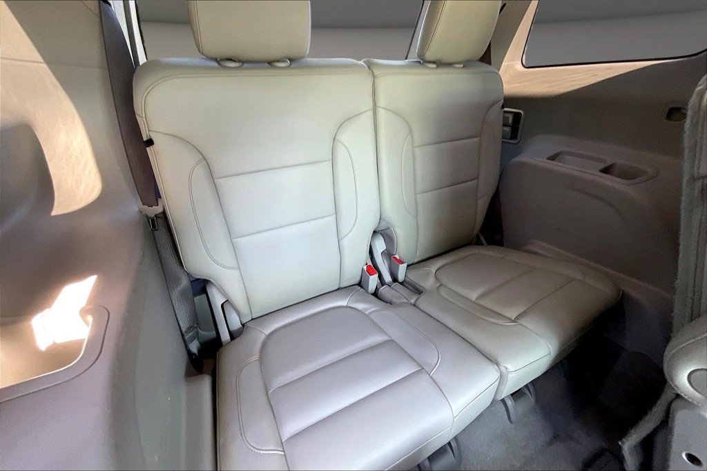 Used 2017 GMC Acadia SLT FWD image 29