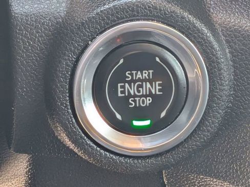 Used 2021 Chevrolet TrailBlazer LT image 25