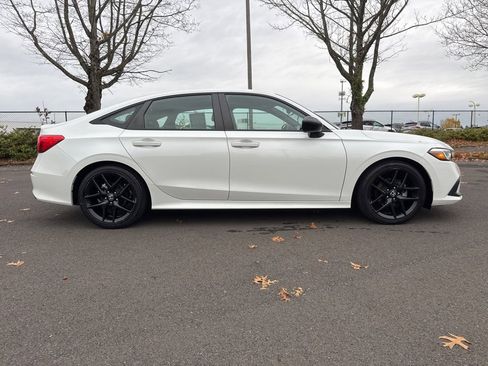 Used 2022 Honda Civic Sport image 8