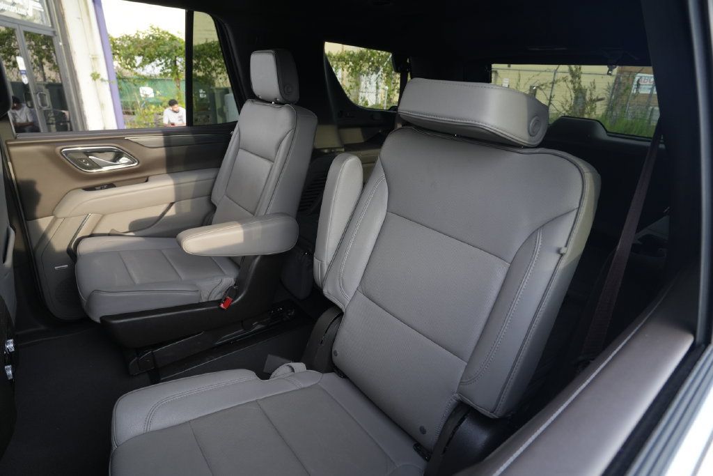 Used 2024 GMC Yukon SLT RWD image 25