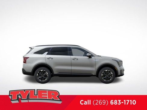New 2026 Kia Sorento S AWD/4WD image 8