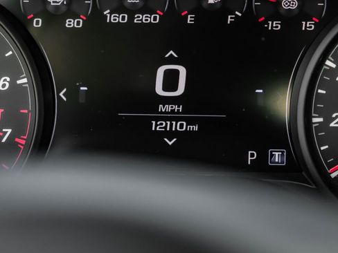 Used 2020 Chevrolet Camaro ZL1 image 17