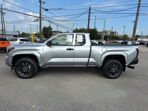 Used 2024 Toyota Tacoma SR w/ Towing Package RWD image 5