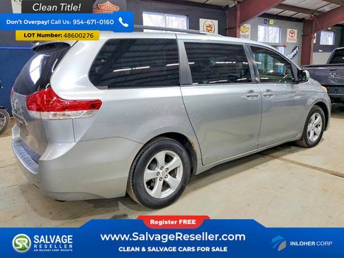 Used 2011 Toyota Sienna LE w/ Towing Pkg image 4