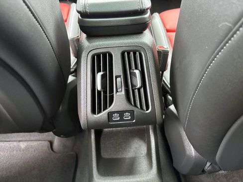 Certified 2025 BMW X2 xDrive28i image 33