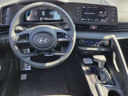 New 2026 Hyundai Elantra SEL Sport FWD image 6